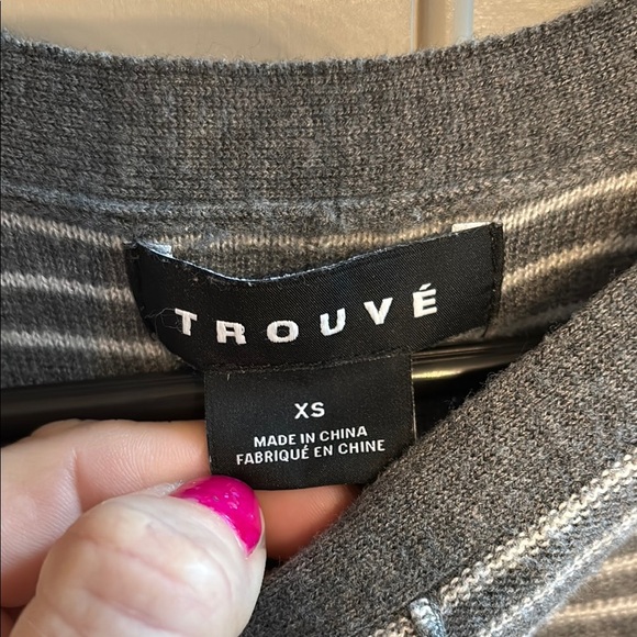 Trouvé open shoulder Gray & white Striped Women's Top xs - Picture 3 of 6